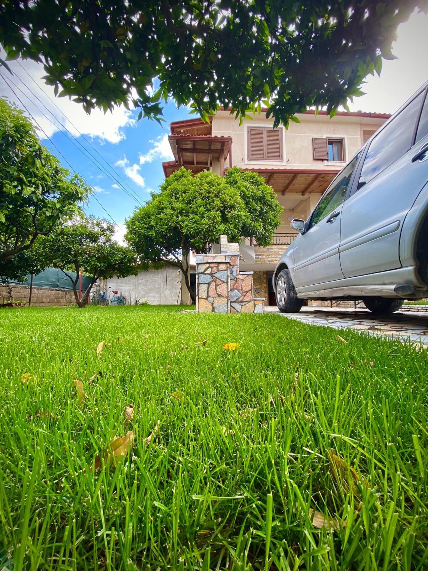 Villa เบราท ภายนอก รูปภาพ
